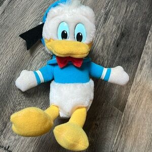 Vintage Disney’s Snow White on Ice Donald Duck Stuffed Toy 9-10 in